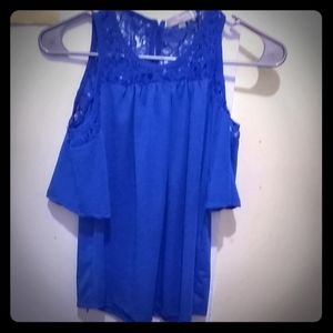 Women's size small shirt